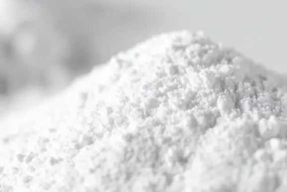 Fine talc powder showing key physical properties including softness, whiteness, stability, and dispersibility